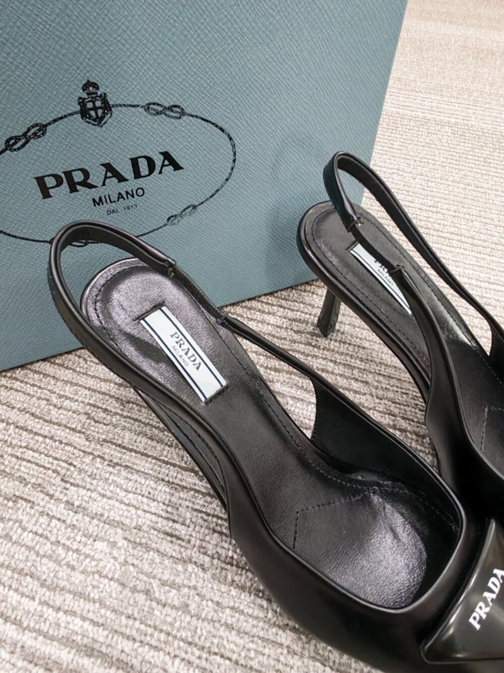Prada Black Leather Pointed Toe Slingback Kitten Heels - Picture 4 of 7